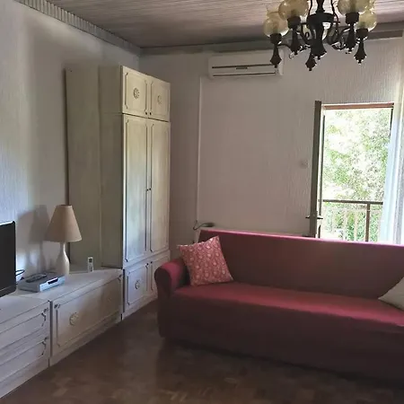 Apartment Sanja Near The Sea, Spacious And :) Pula