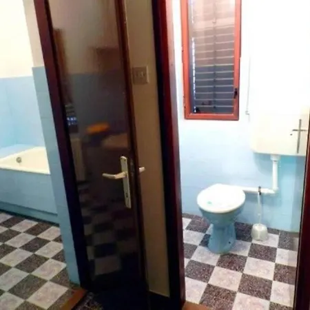 Apartment Sanja Near The Sea, Spacious And :) Pula